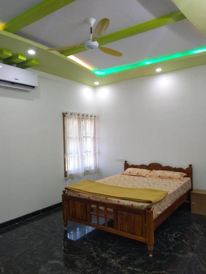 Yuga Guest House Kuttālam Exterior foto