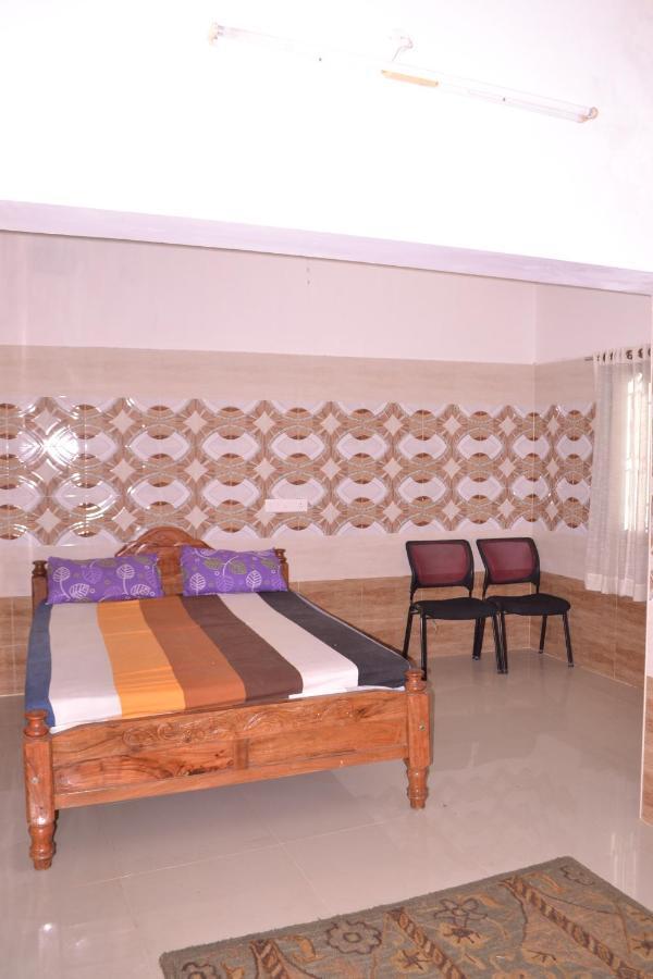 Yuga Guest House Kuttālam Exterior foto