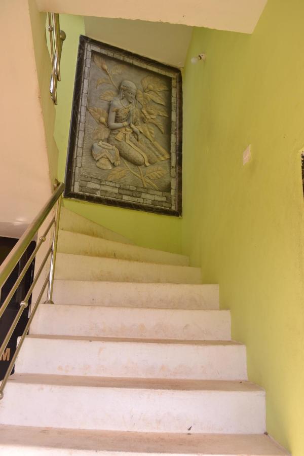 Yuga Guest House Kuttālam Exterior foto
