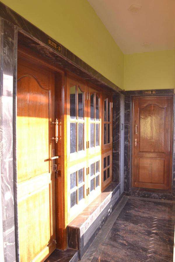 Yuga Guest House Kuttālam Exterior foto
